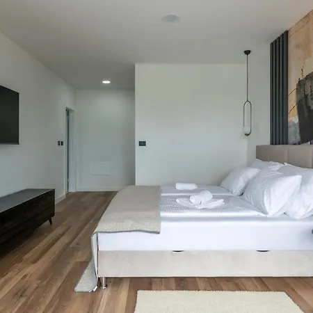 3 Bedroom In *